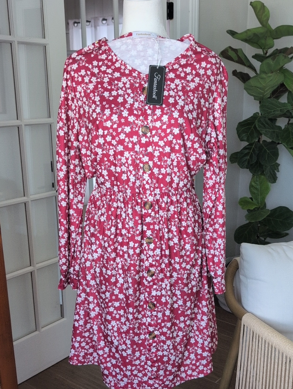 NWT Fantaslook Floral Women’s Dress Large